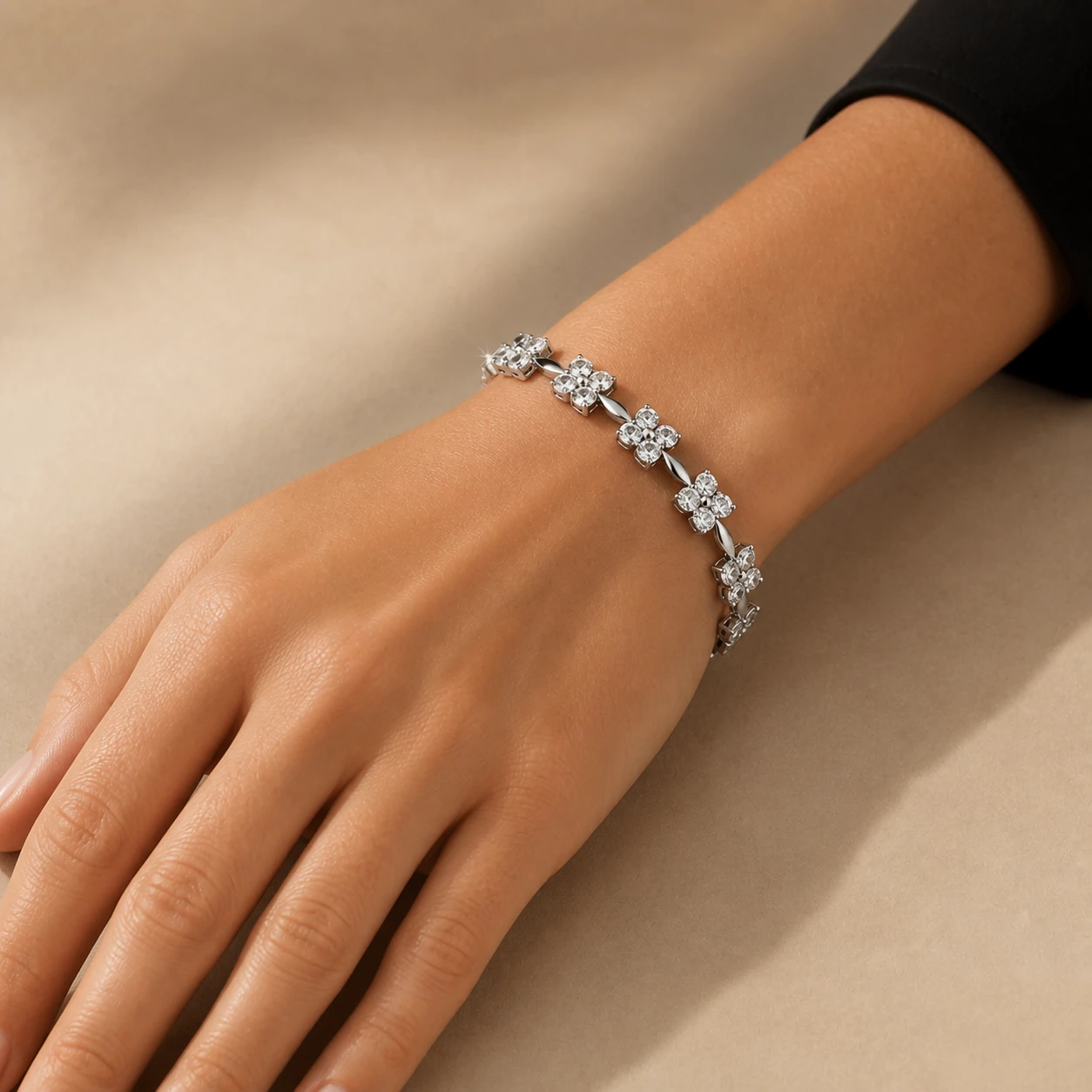 Pulsera 4 Puntos, vista modelada referencial